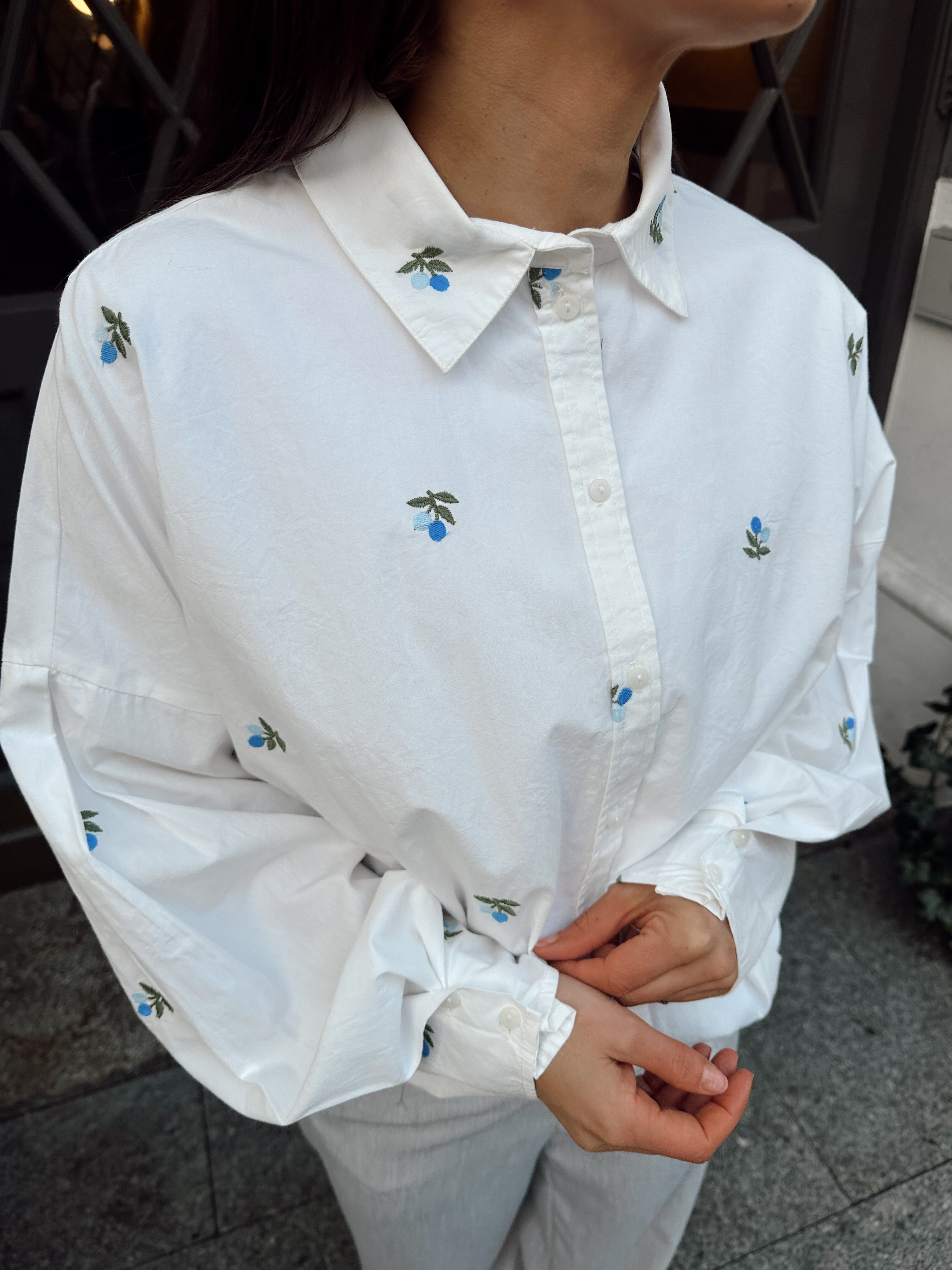 VIAILA Shirt - Cloud Dancer